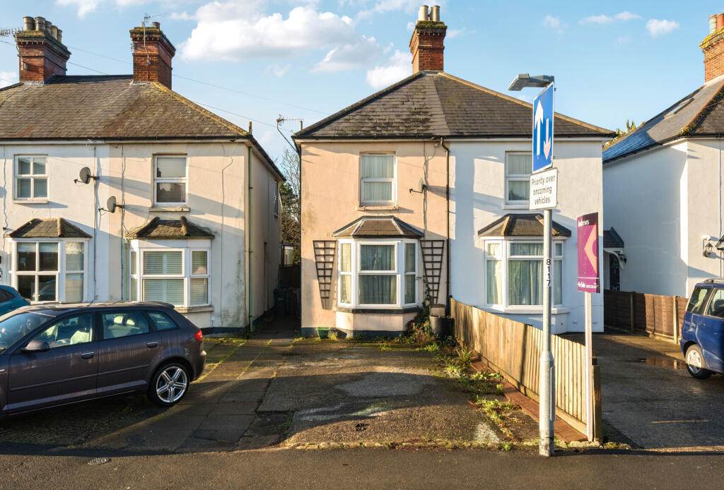 Main image of property: Albert Road, Horley, Surrey, RH6