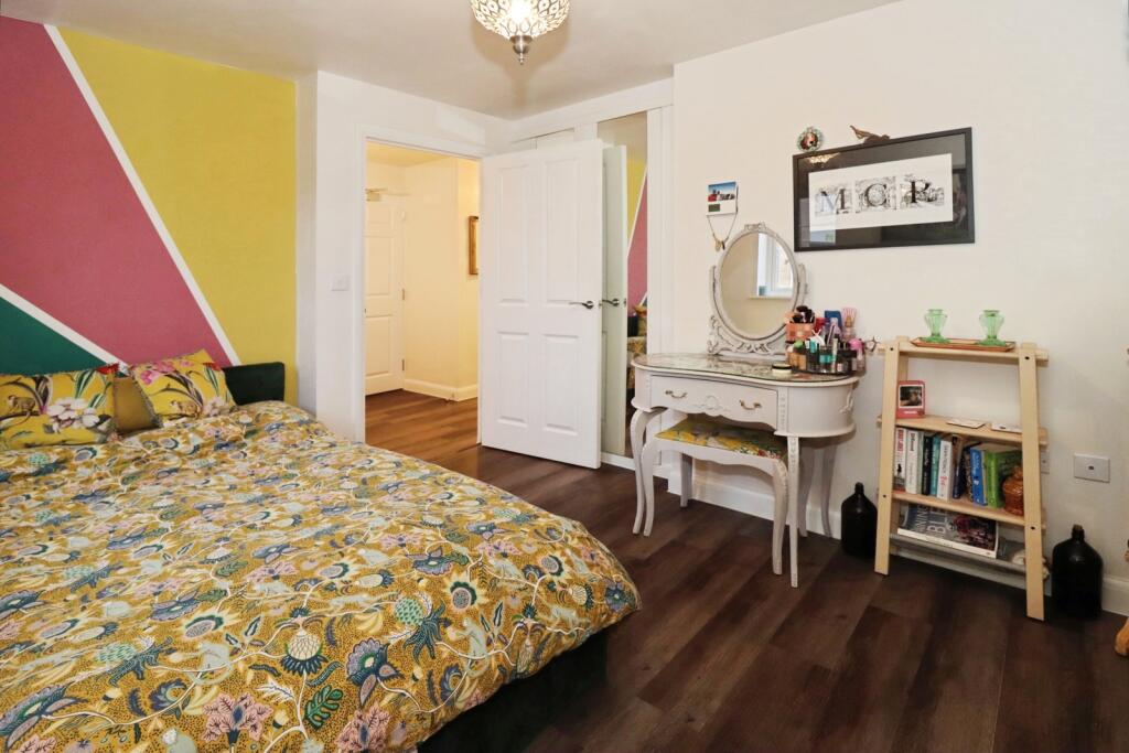 Clark Drive, Yate, Bristol, BS37 photo 3
