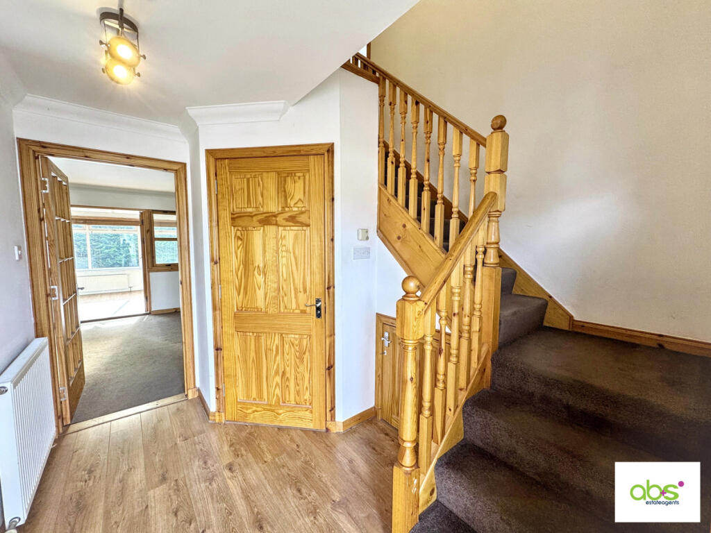 House in Elgin, New Elgin - View 2