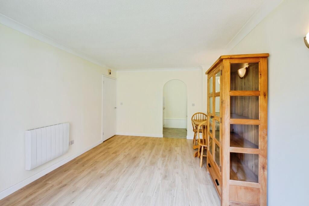Apartment in Poole - View 4
