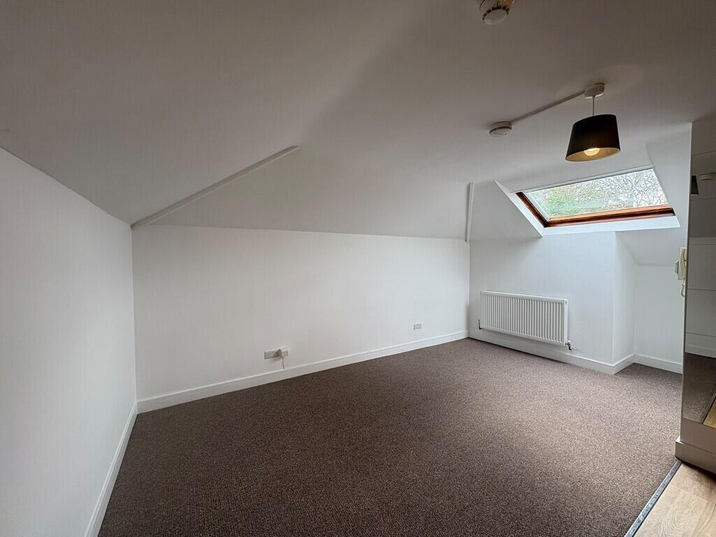 Apartment in Portsmouth - View 5