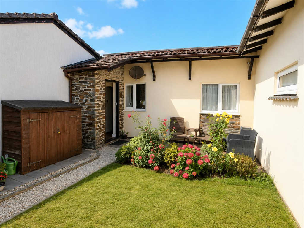2-bed house on Kala Fair, Westward Ho!, £160,000