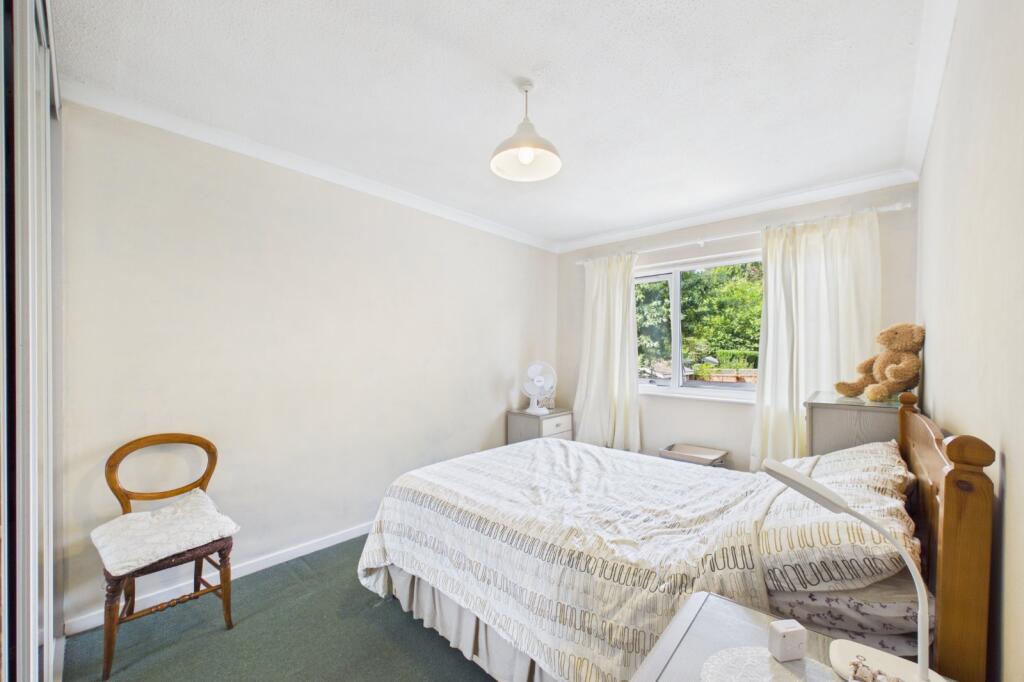 House in Sandhurst - More