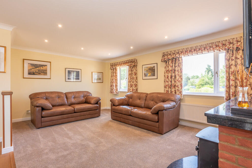 House in Norwich - View 5