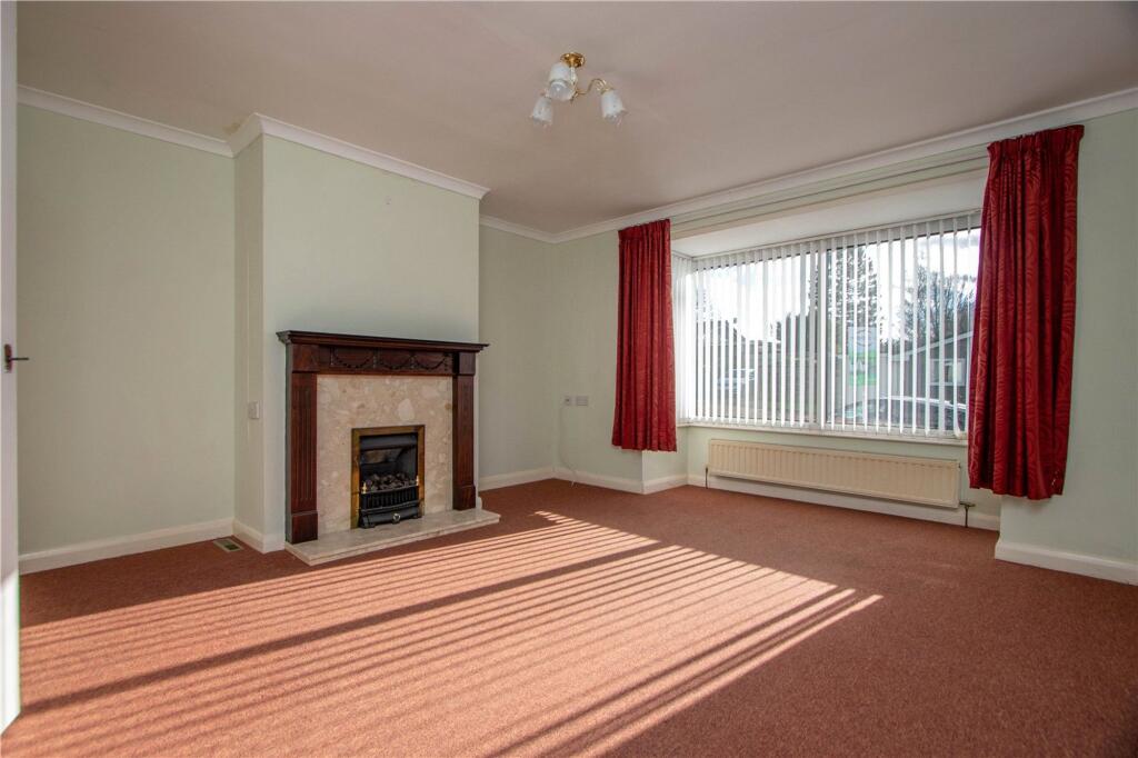 Grenville Drive, Tavistock, PL19 photo 3