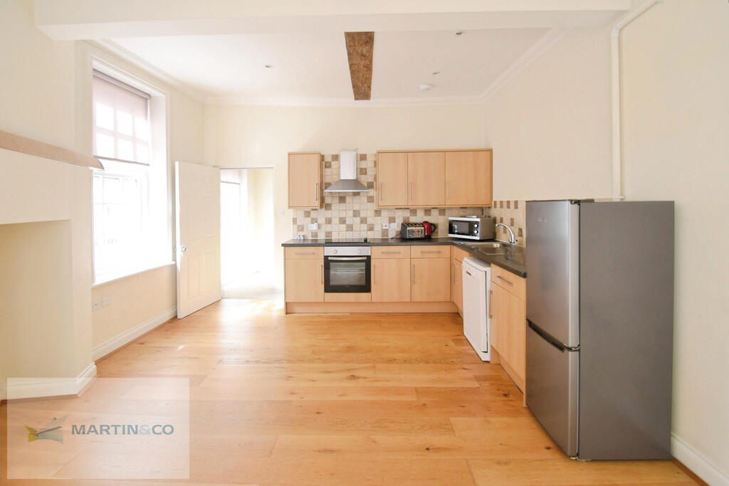 Apartment in Redhill - View 5