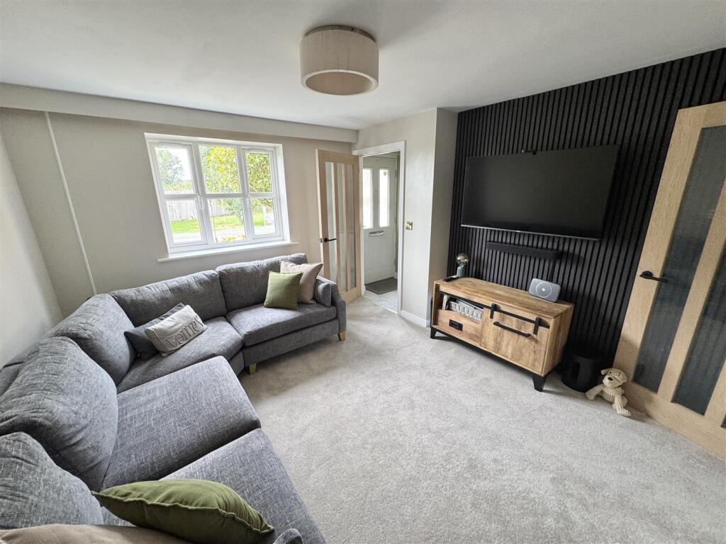 House in Mansfield, Warsop - View 4
