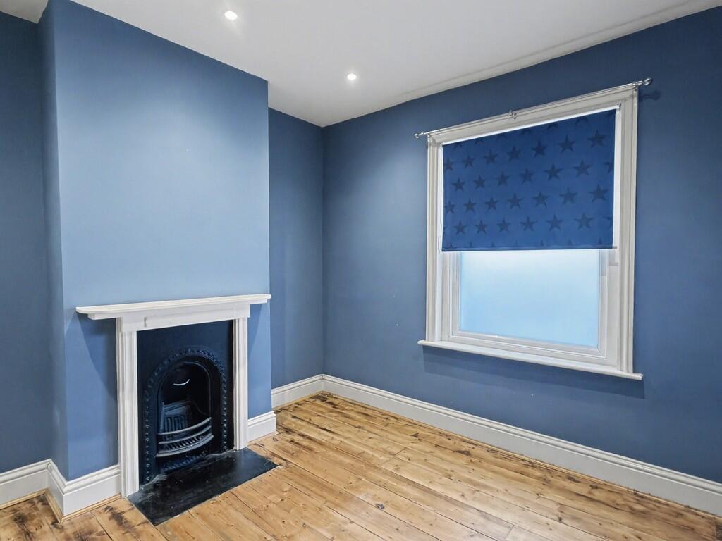 Additional image 10 of Lodge Close, Penn Hill 