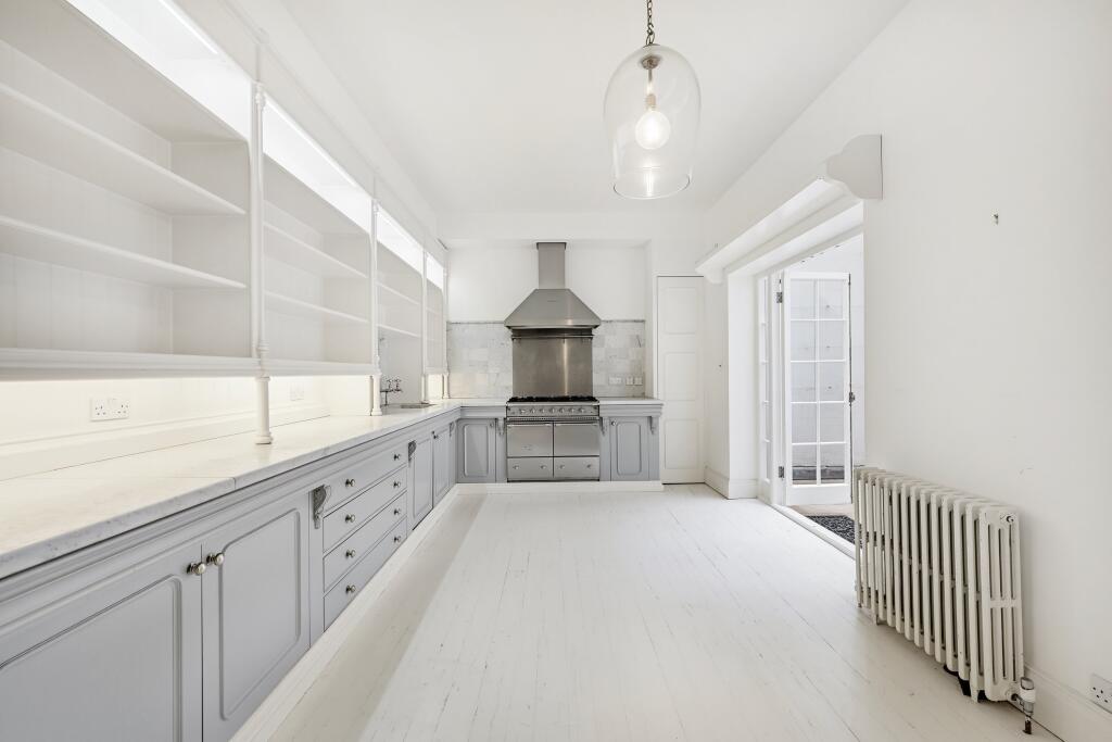 Apartment in London, Brompton - More