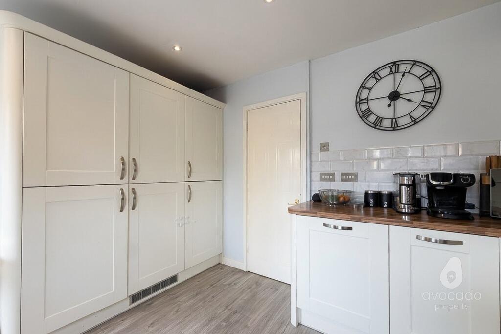 House in Reading, Warfield - View 4