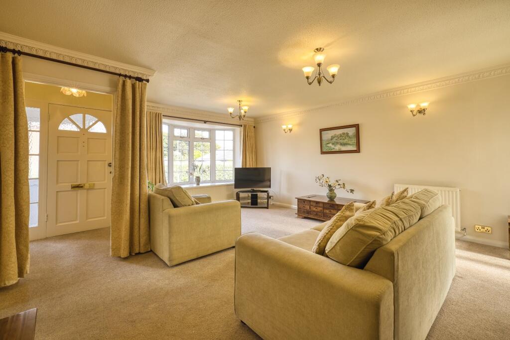 House in Thanet, Kingsgate, Broadstairs and St Peters - More