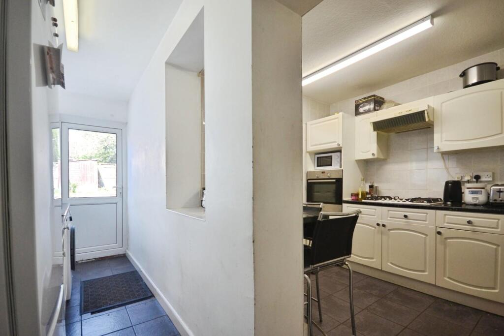 House in Reading, Spring Gardens, Whitley - View 3