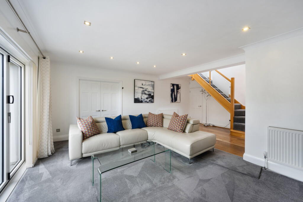 House in Bury, Starling - View 5