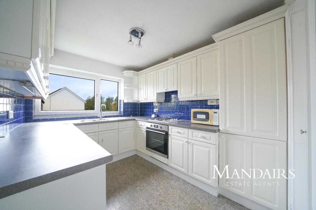 Apartment in Peterborough, Woodston - View 2