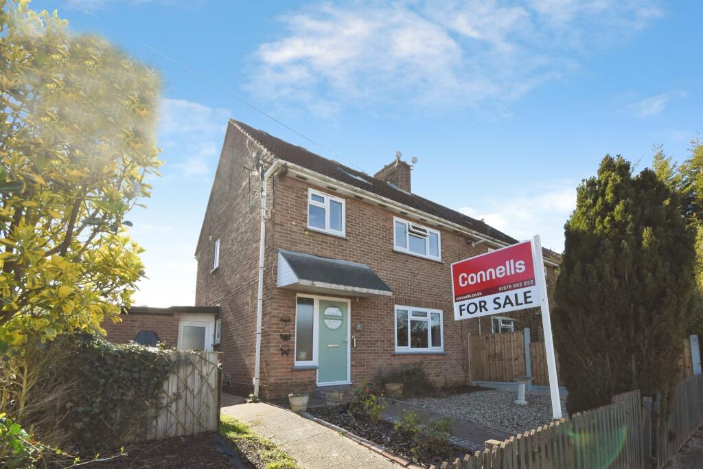 Main image of property: Panfield Lane, Braintree