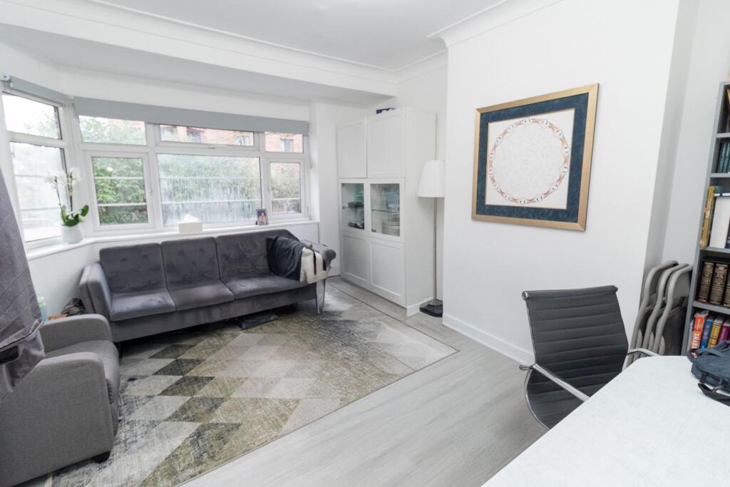 Main image of property: Heronsgate, Edgware, HA8