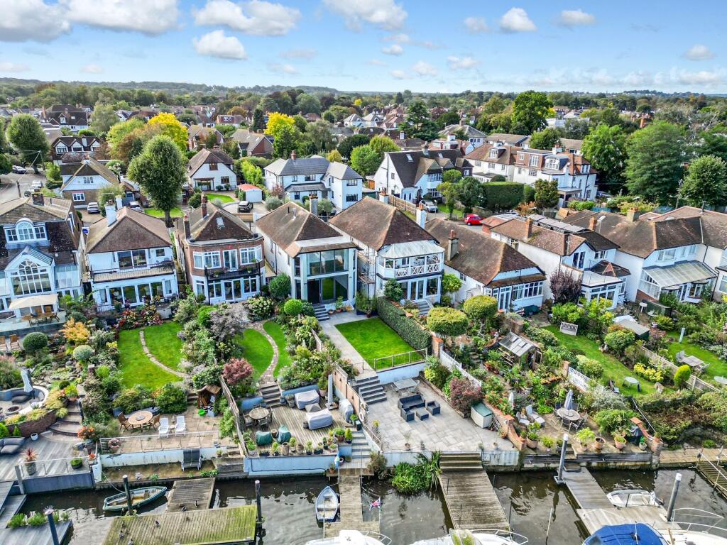 House in Kingston upon Thames - View 4