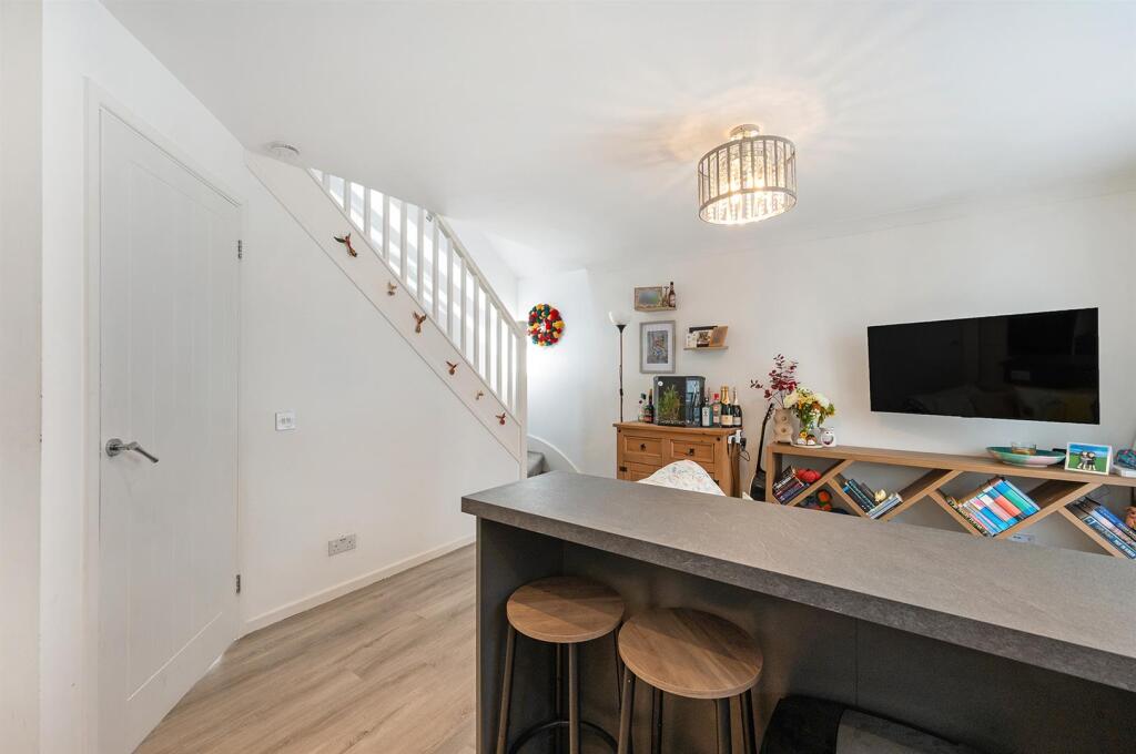House in Andover, Anna Fields - View 4
