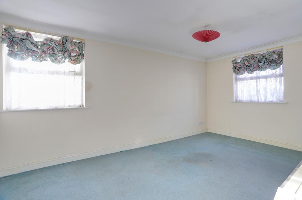 Apartment in London - View 3