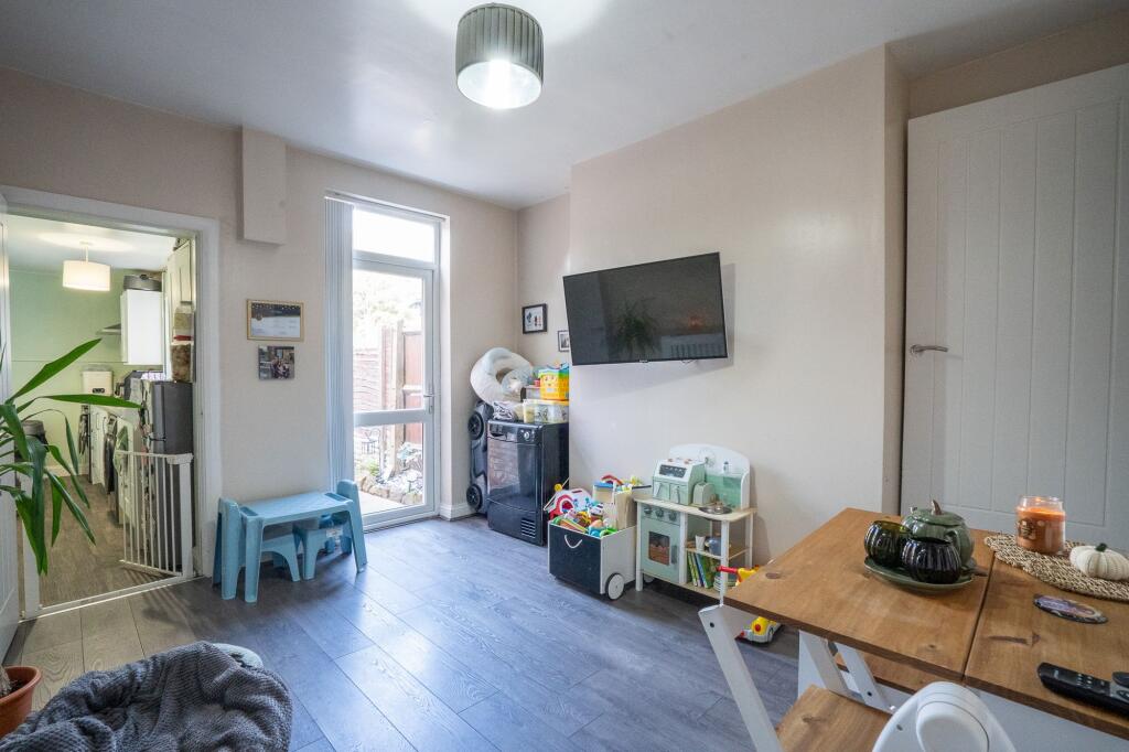 Church Road, Yardley, B33 photo 5