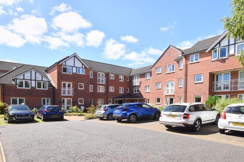 1-bed flat on Broadway Court, Highbridge, Newcastle Upon Tyne, £86,000
