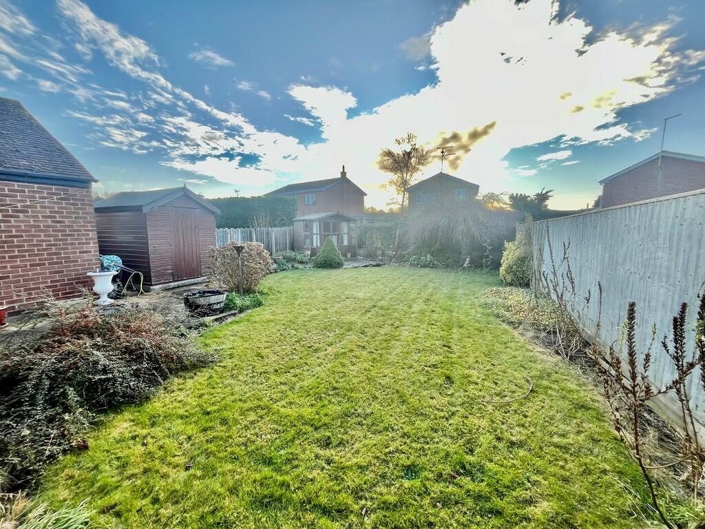 Spalding Road, Holbeach photo 3