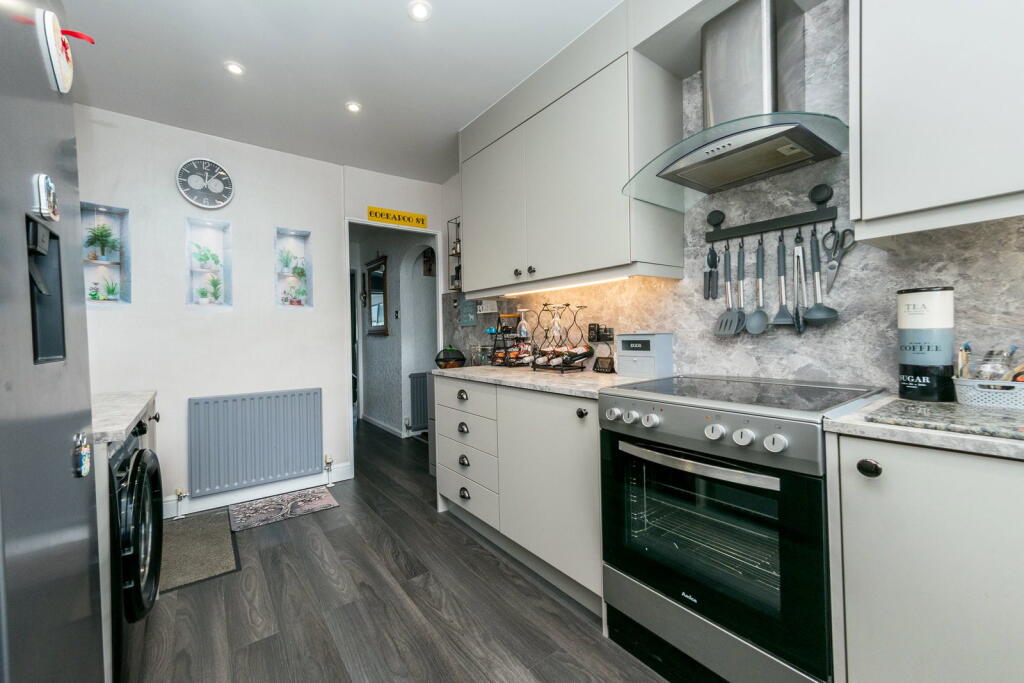 Woodlands Drive, Lepton, HD8 photo 4
