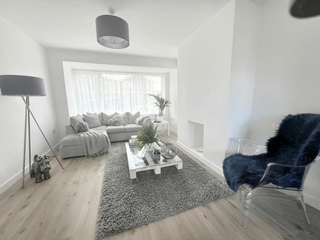 Meadway, Forest Hall, Newcastle upon Tyne, Tyne and Wear, NE12 9RE photo 2