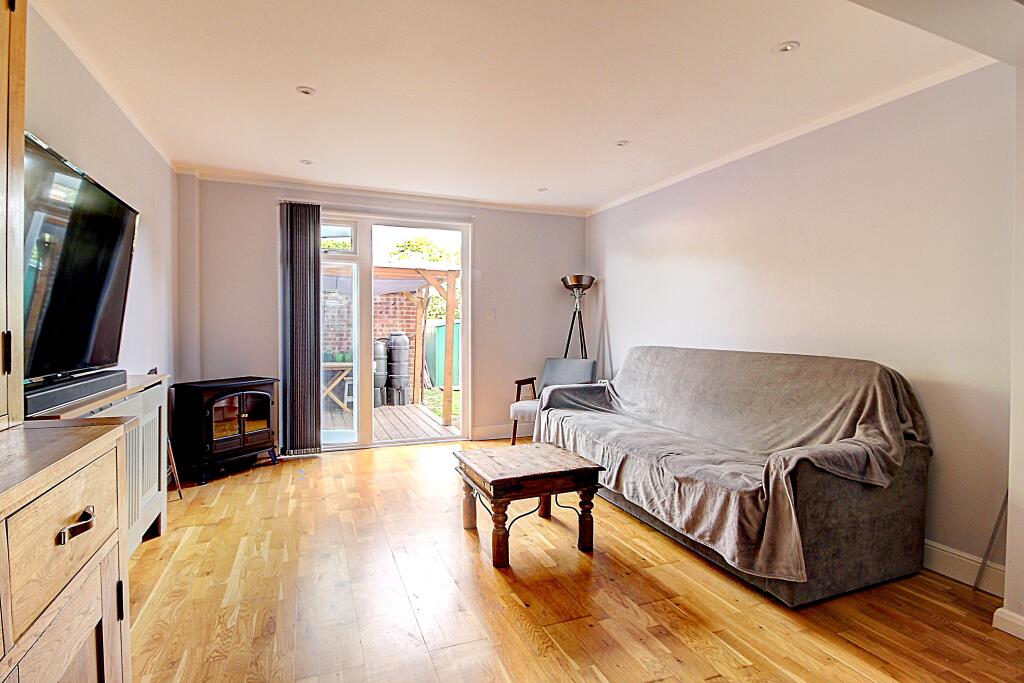 Apartment in Reading - View 4