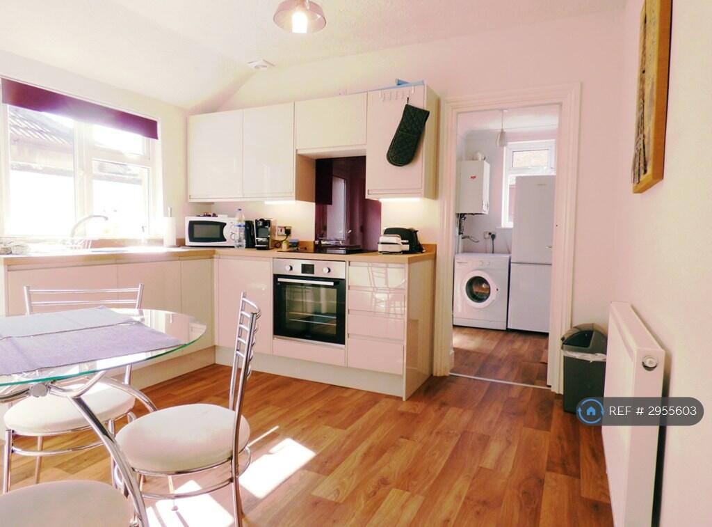 Main image of property: Clifton Road, Littlehampton, BN17