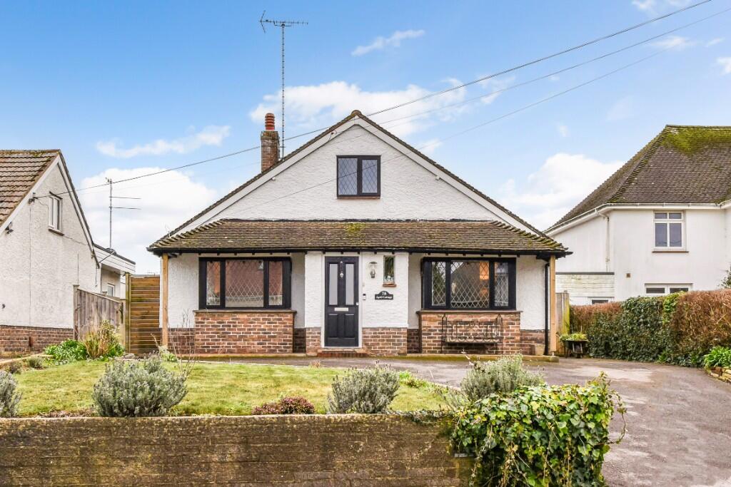 Main image of property: Limmer Lane, Felpham, Bognor Regis, West Sussex, PO22