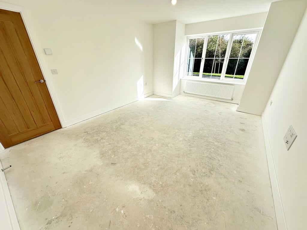 House in Bolton, Westhoughton - View 3