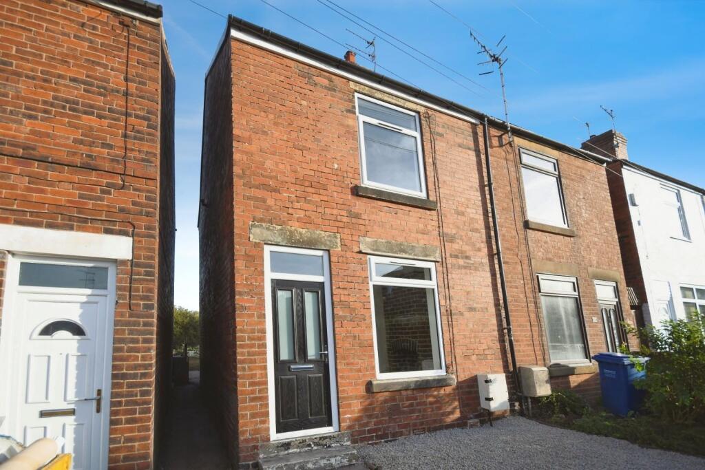 Main image of property: Derby Road, Chesterfield, S40 2ER
