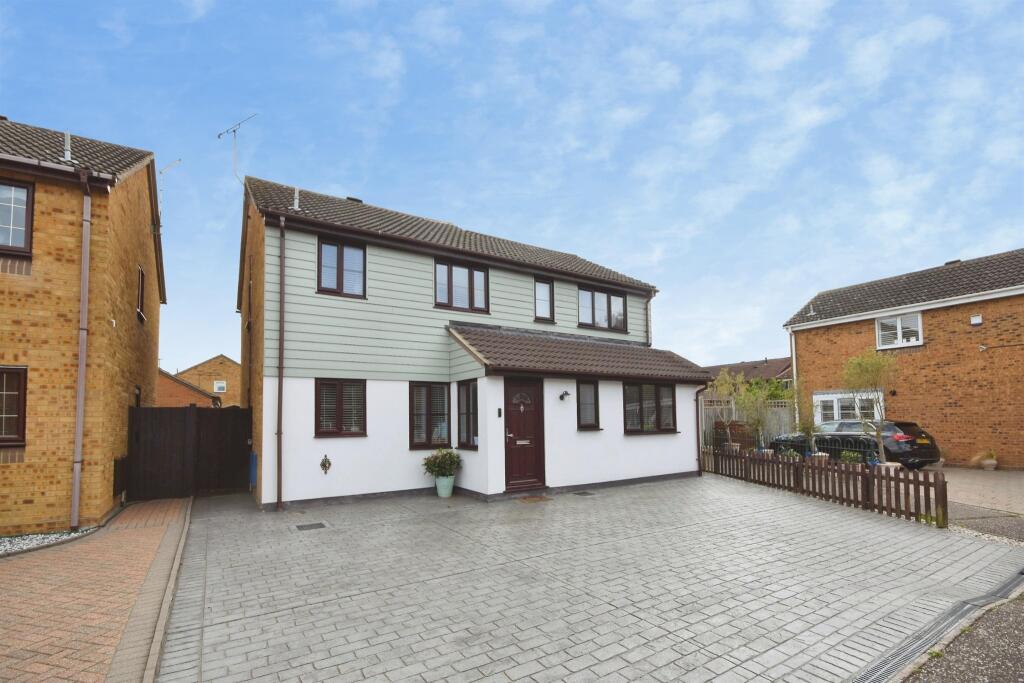 Main image of property: Vermeer Ride, Chelmsford