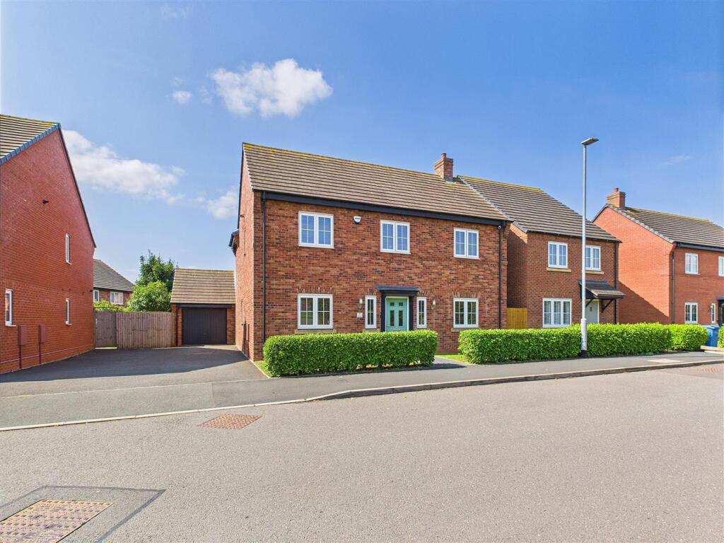 Main image of property: Oak Way, Streethay, Lichfield