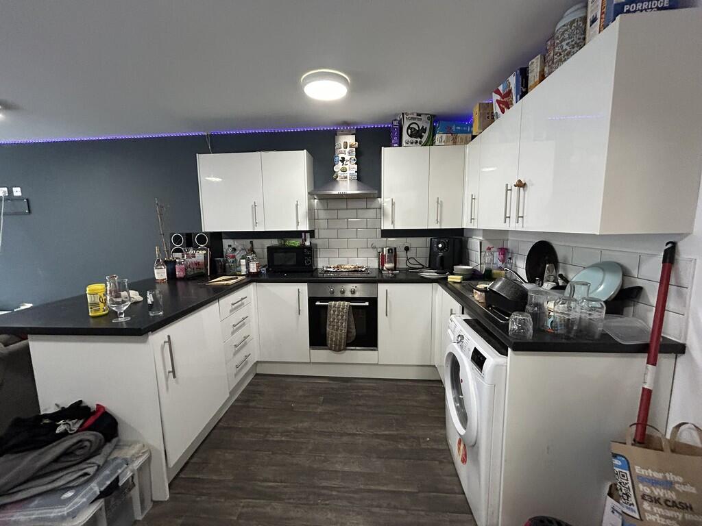 Apartment in Liverpool, Everton - View 2