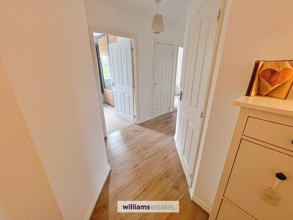 Apartment in Pen-y-ffordd, Flintshire - View 5