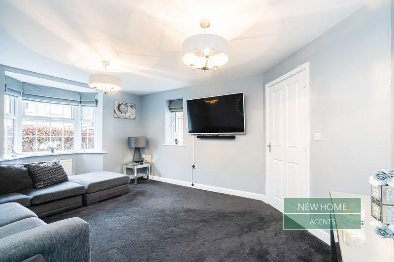 House in Doncaster, Cantley - View 4