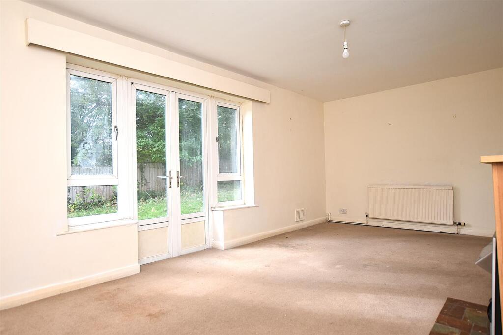 Kingsmills Road, Wrexham photo 3