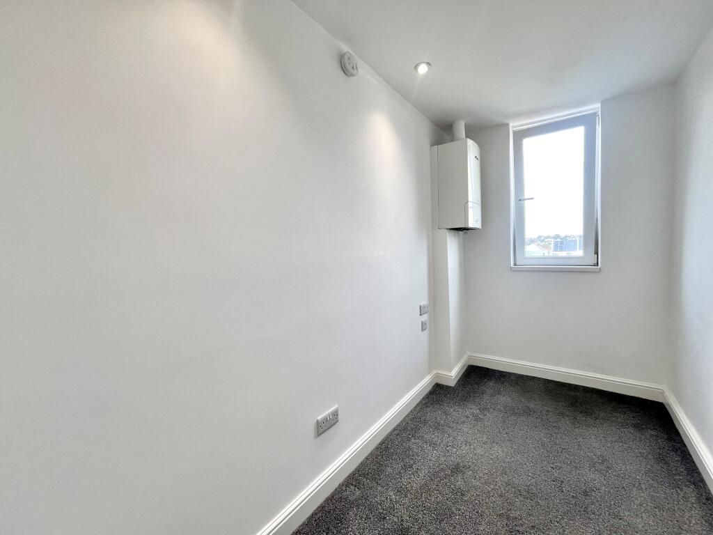 Apartment in Plymouth - More