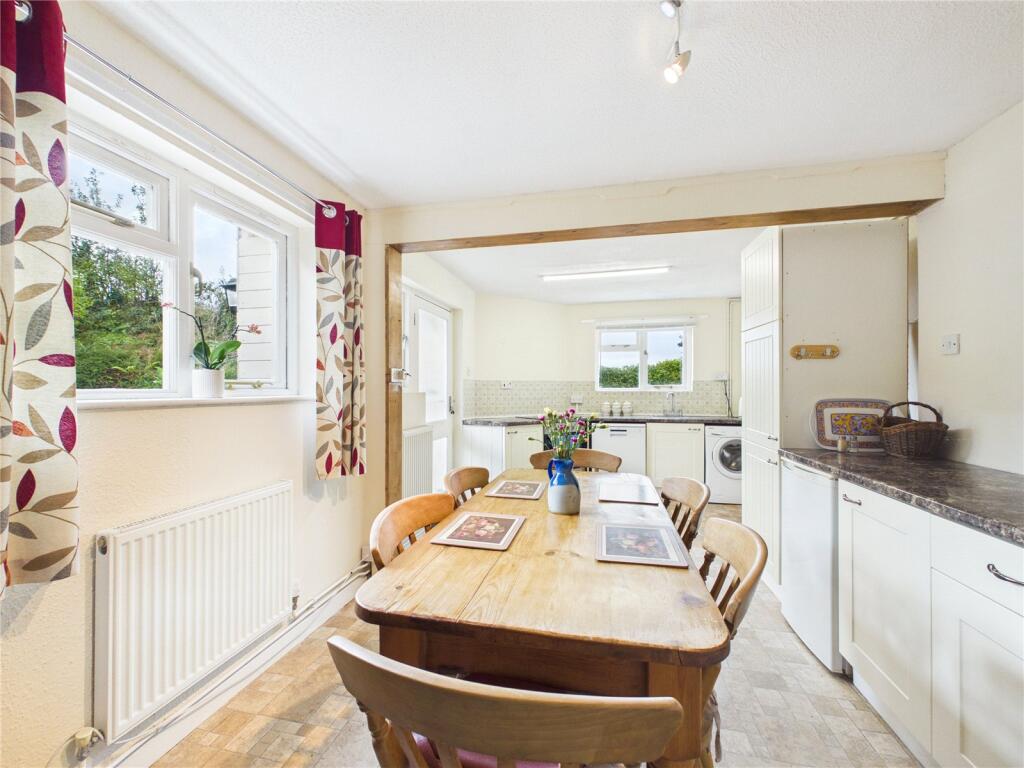 House in Exeter - View 5