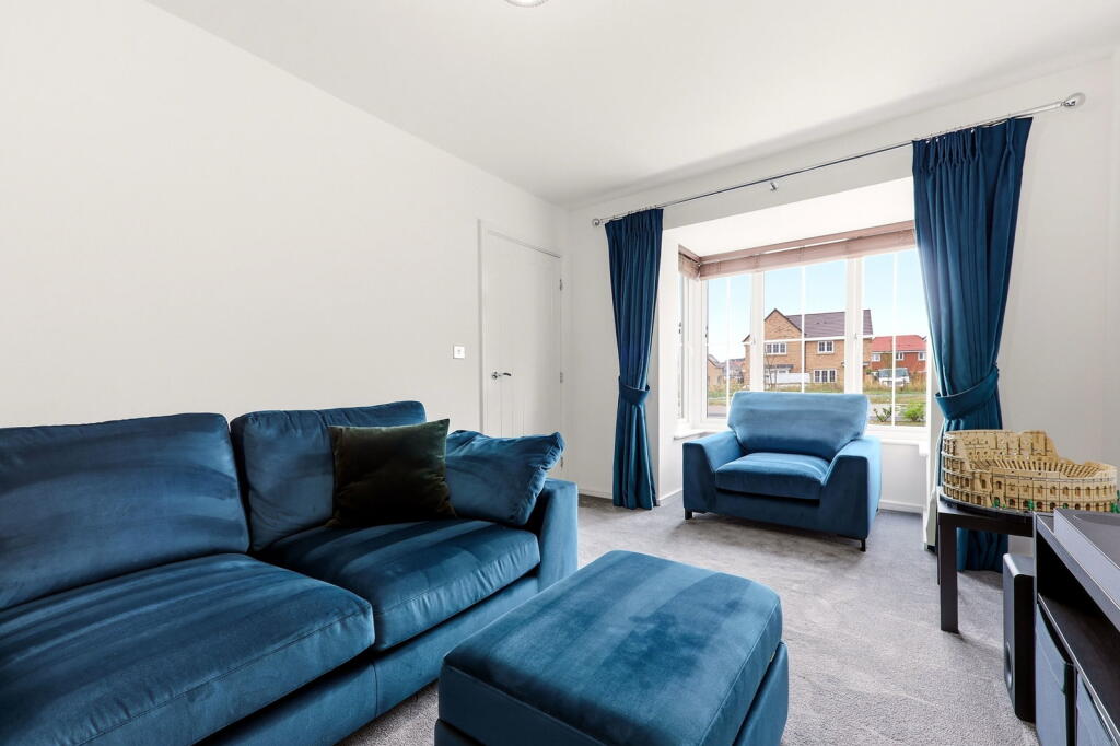 House in Wakefield - View 5