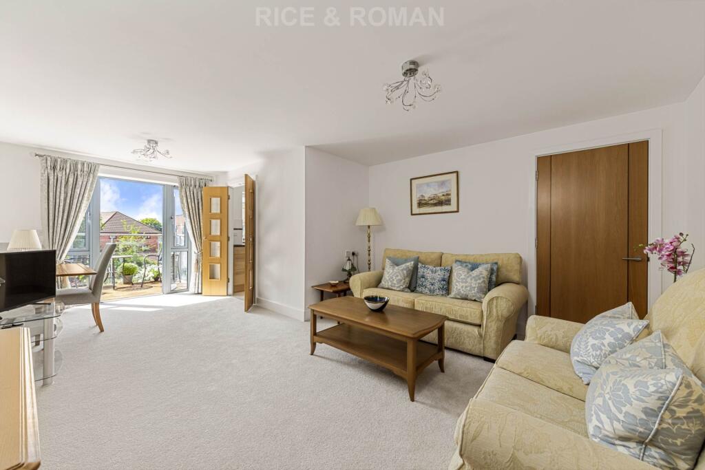 Apartment in Sutton - View 5
