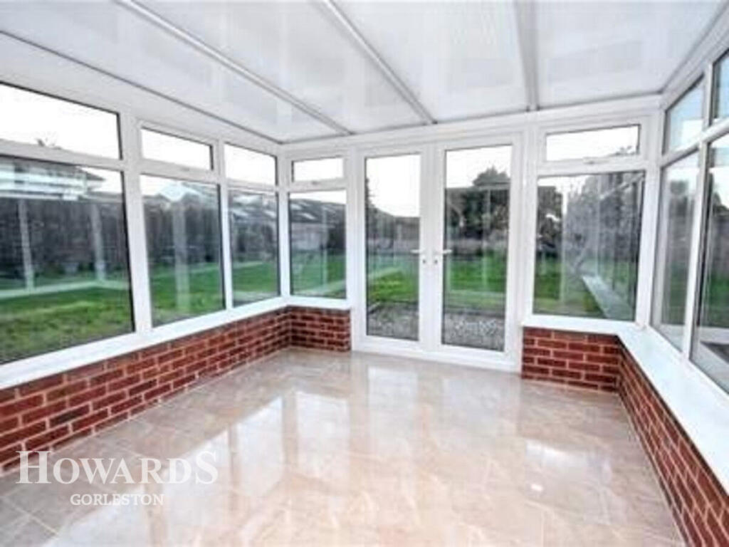 Beccles Road, Bradwell photo 4