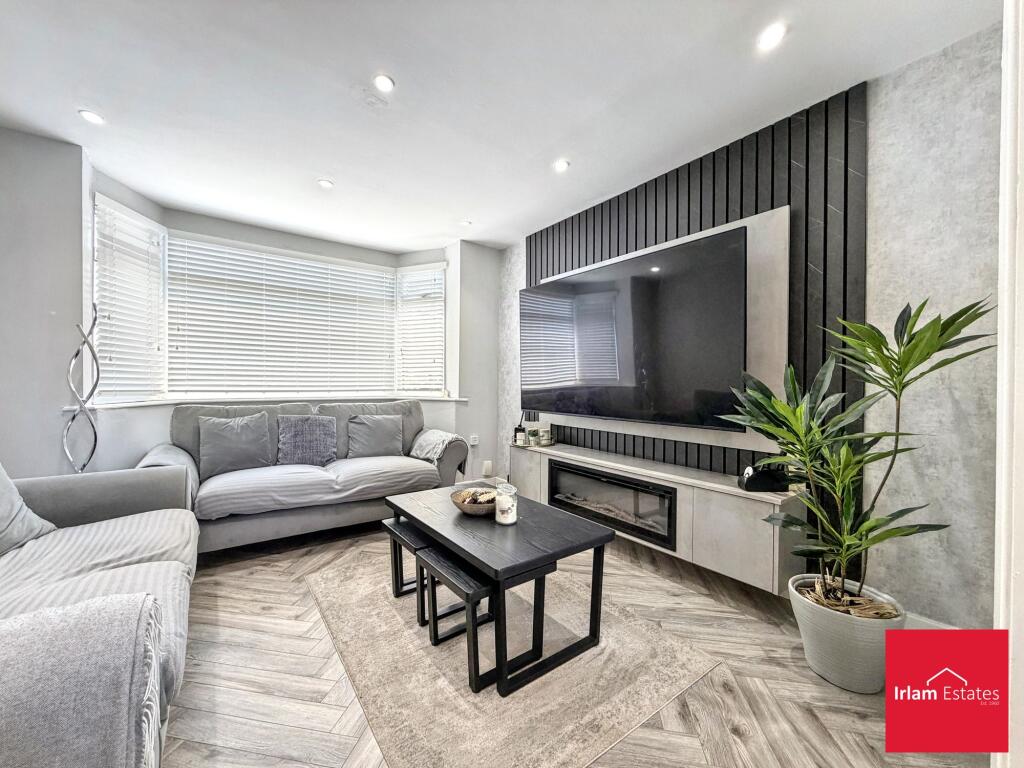 House in Salford, Greater Manchester - View 2