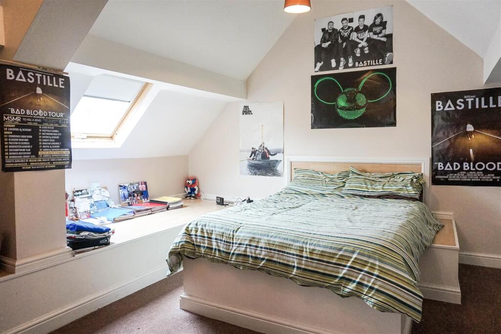 Apartment in Leeds - More
