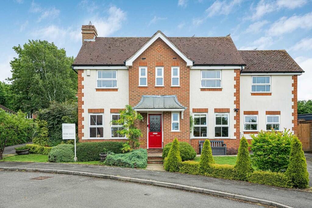 Main image of property: Swan Gardens, Tetsworth, Thame