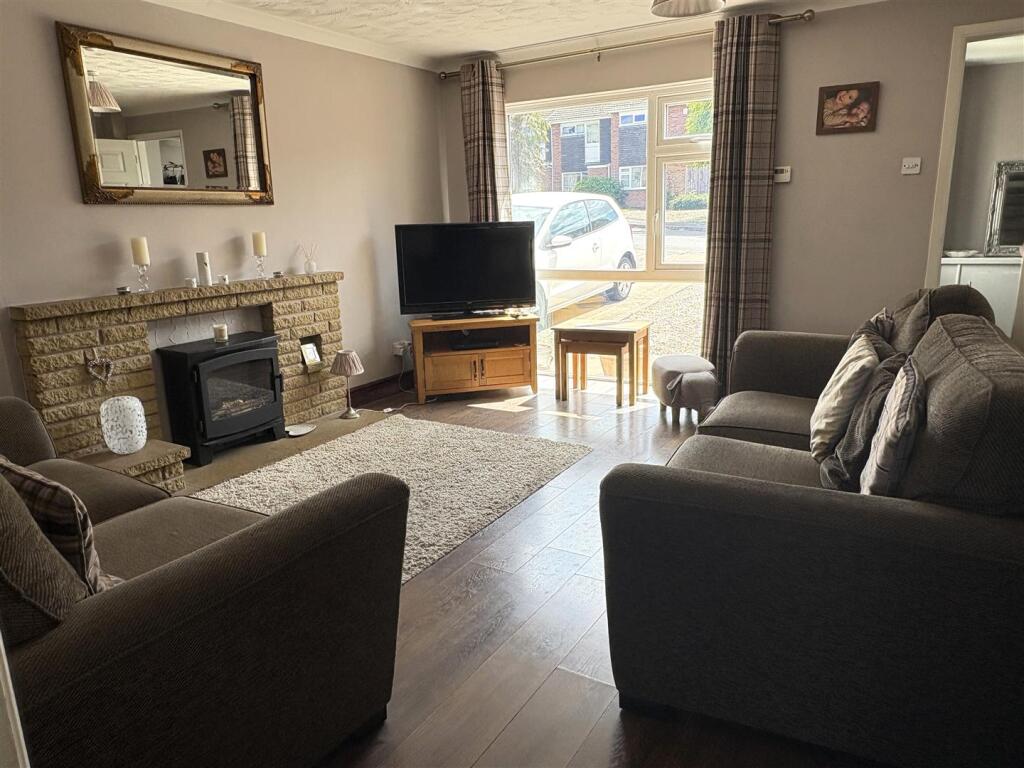 Culworth Drive, Wigston, Leicestershire. photo 3
