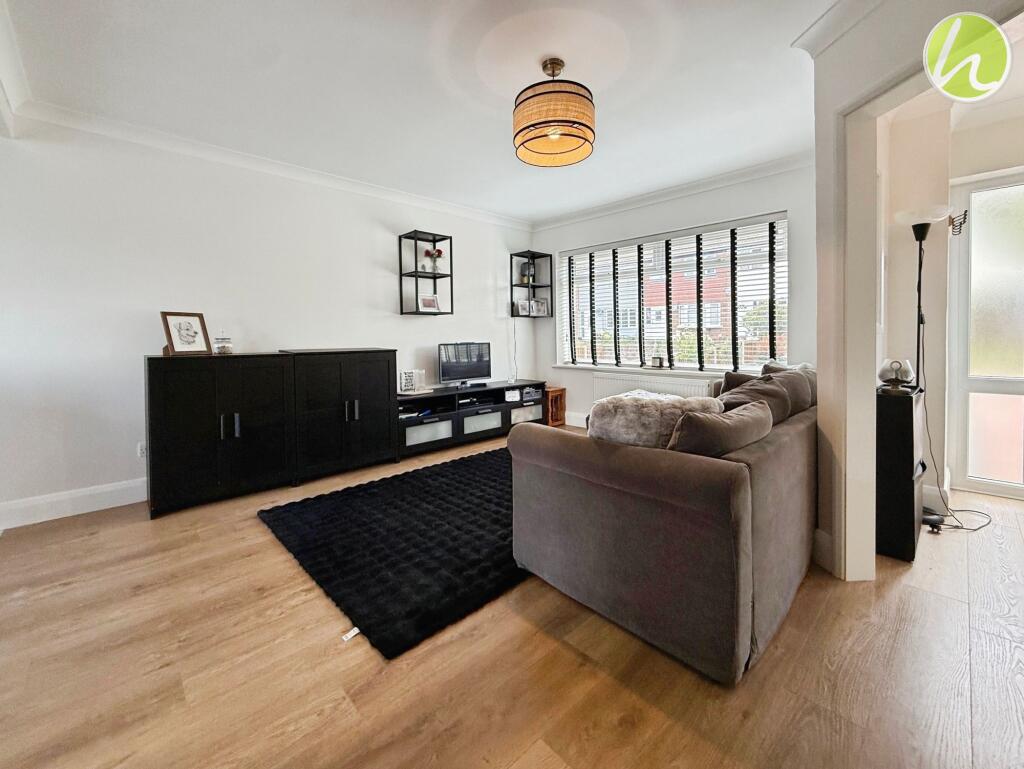 House in Southend-on-Sea - View 5