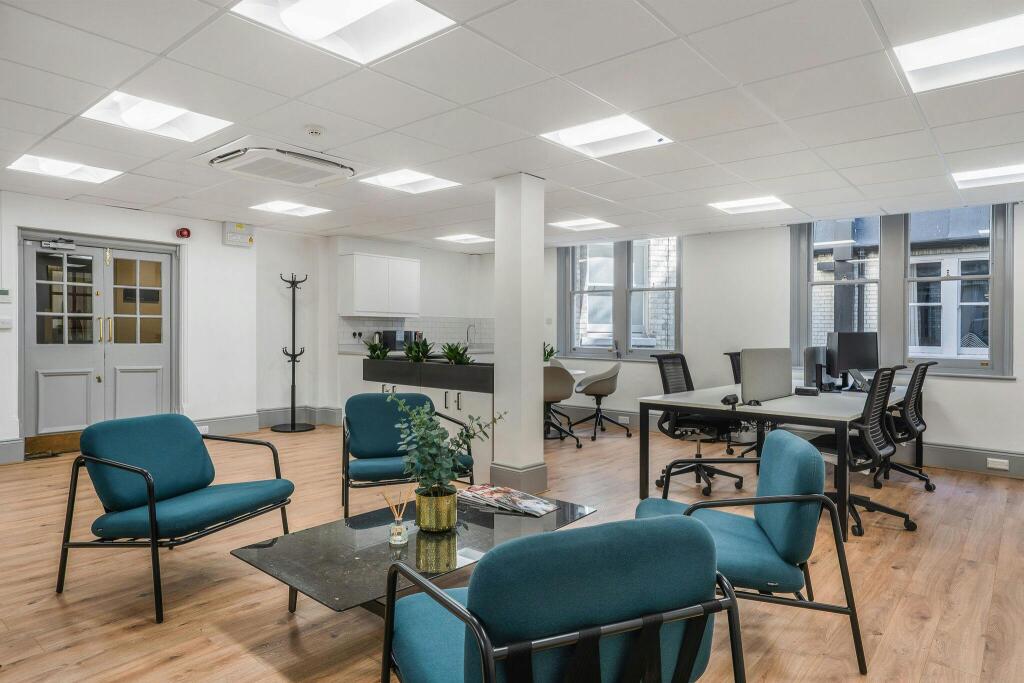 3rd Floor Centre Left